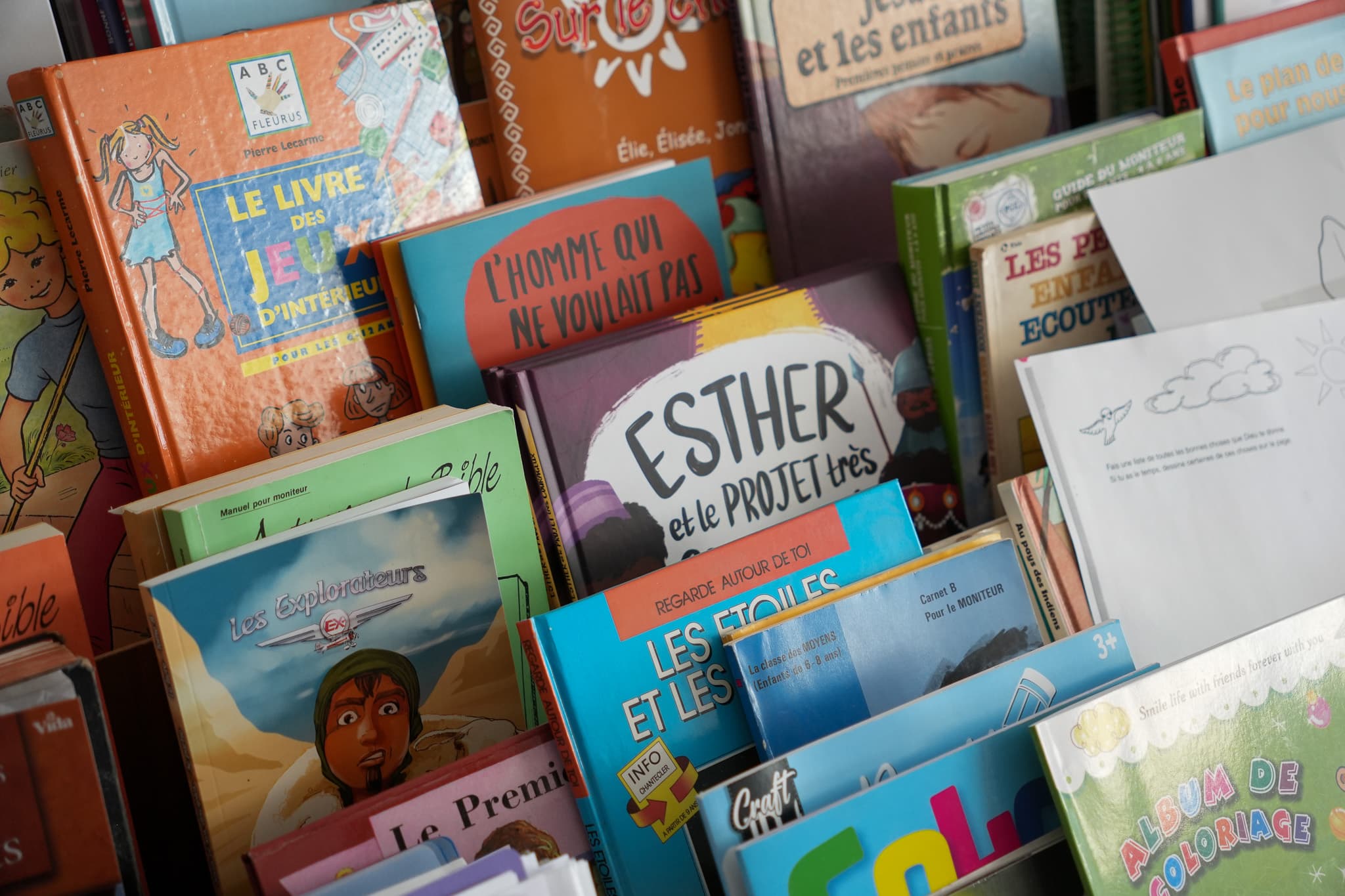 Bibliothèque de livres chrétiens pour enfants